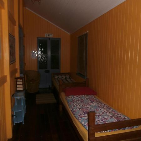 Mango Tourist Hostel Hervey Bay Oda fotoğraf